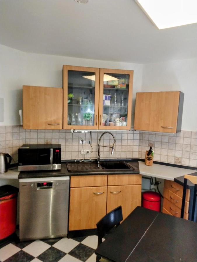 אנפטאל Julia'S Monteur Oase - Premium Apartment Exklusiv Fuer Solo-Reisende מראה חיצוני תמונה